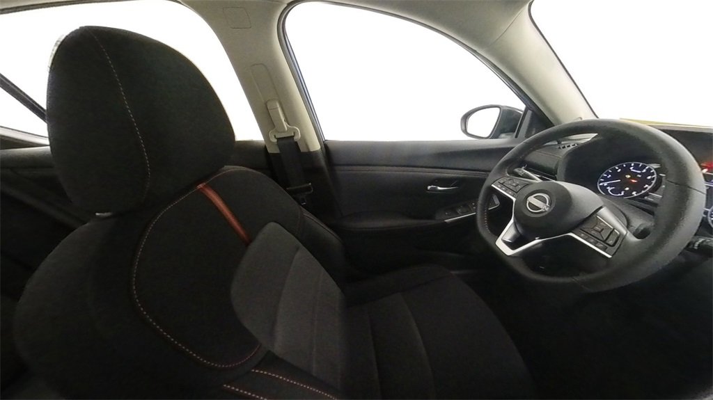 New 2025 Nissan Sentra SR w/ Midnight Edition image 25