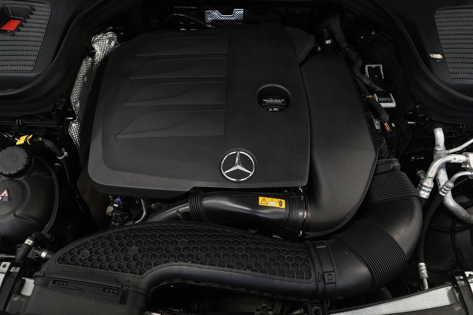Certified 2022 Mercedes-Benz GLC 300 4MATIC Coupe image 30