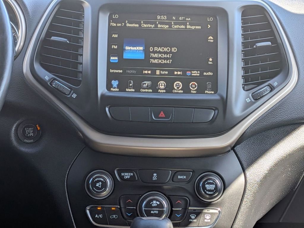Used 2014 Jeep Cherokee Limited w/ Luxury Group AWD/4WD image 27