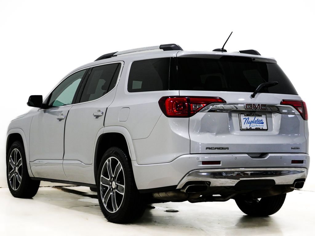 Used 2018 GMC Acadia Denali image 9