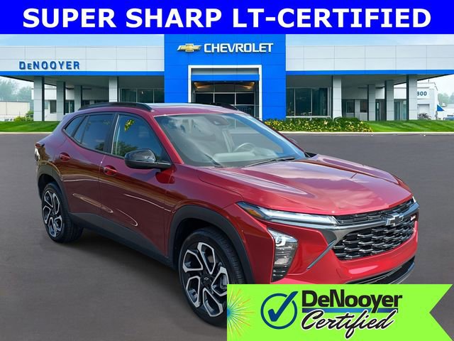 Used 2024 Chevrolet Trax RS w/ Sunroof Package image 3