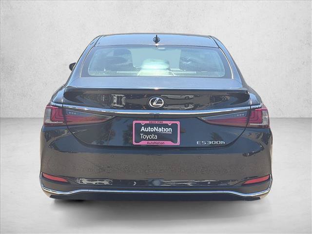 Used 2024 Lexus ES 300h w/ Premium Package FWD image 7
