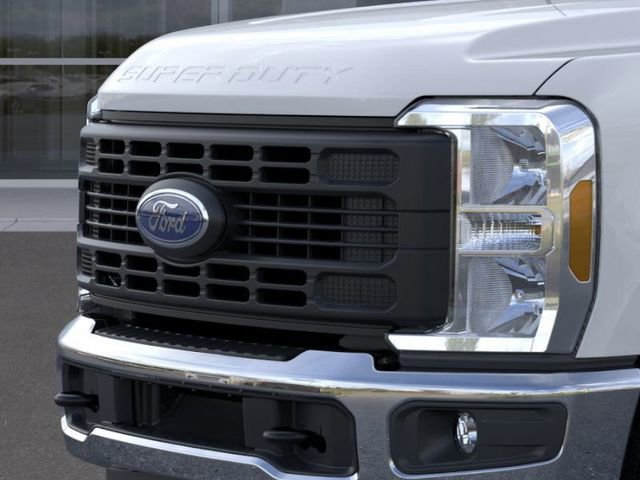 New 2026 Ford F350 XL w/ XL Chrome Package AWD/4WD image 18
