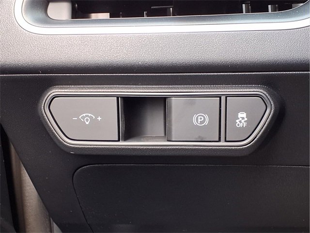 New 2026 Kia K4 LXS image 13