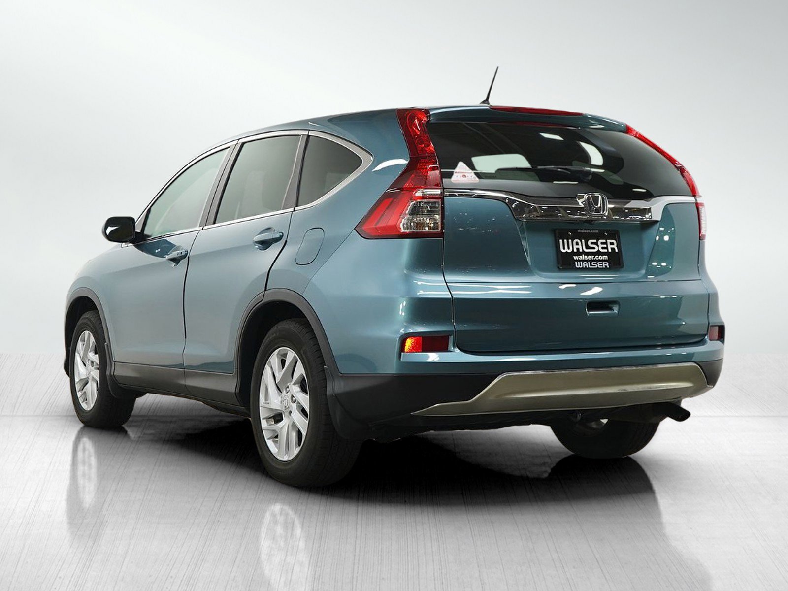 Used 2015 Honda CR-V EX image 2