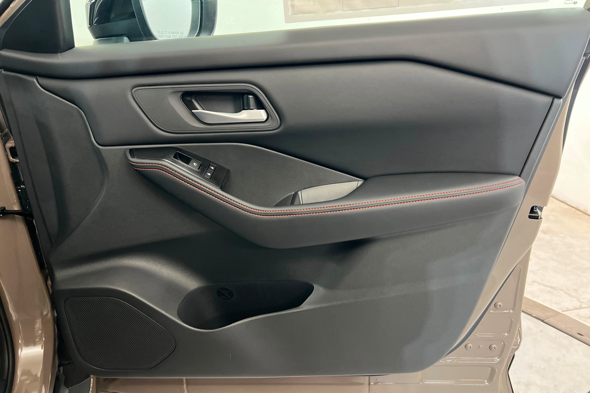 New 2026 Nissan Rogue Rock Creek image 23