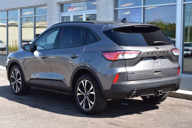 Used 2022 Ford Escape SEL w/ Technology Package AWD/4WD image 11