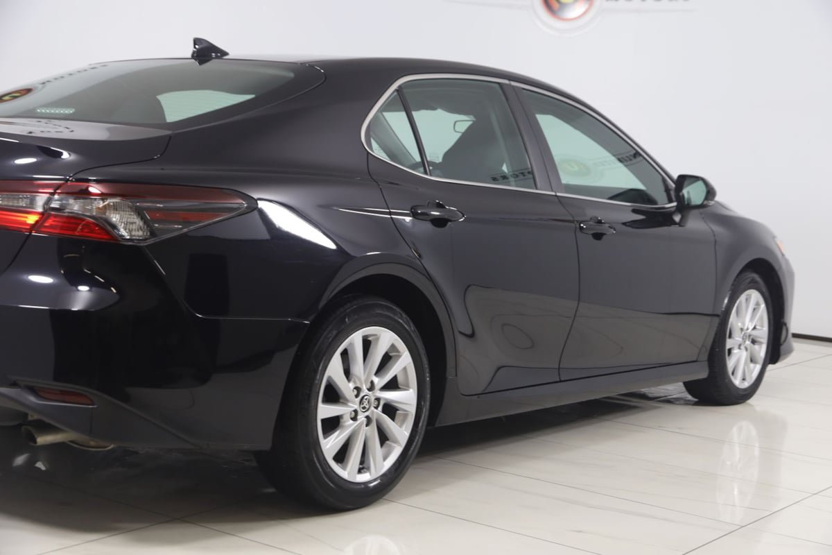 Used 2023 Toyota Camry LE FWD image 33