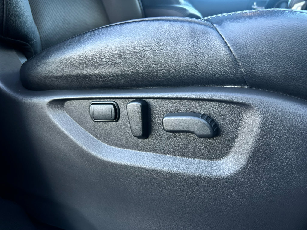 Used 2023 Nissan Armada SL image 20