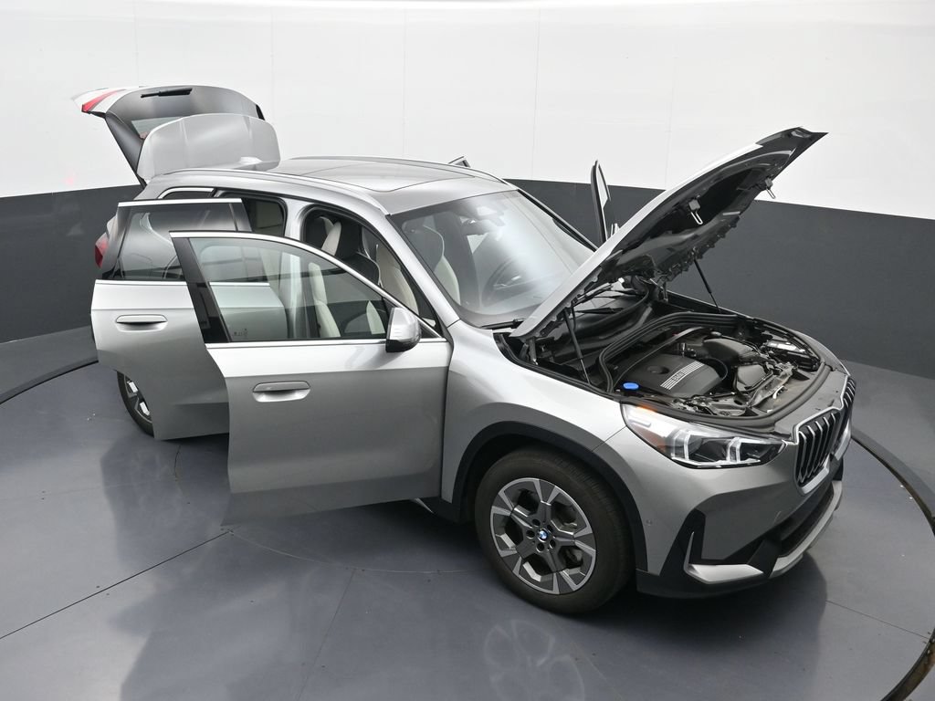 New 2026 BMW X1 xDrive28i w/ Technology Package AWD/4WD image 37