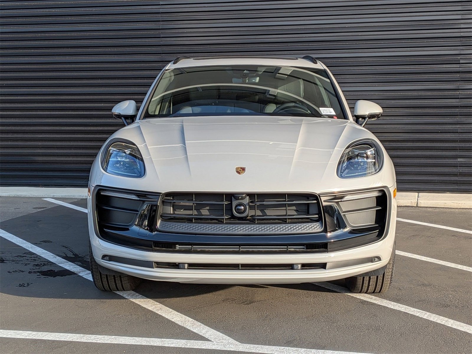 New 2025 Porsche Macan image 6