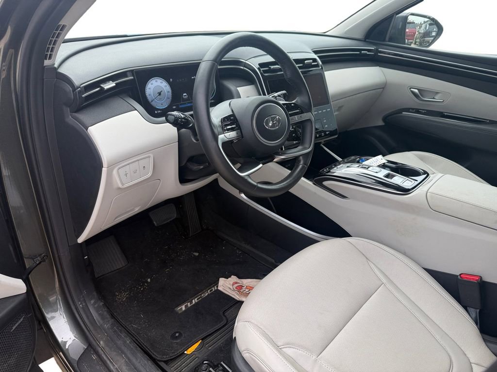 Certified 2023 Hyundai Tucson Limited w/ Winter Package FWD image 9