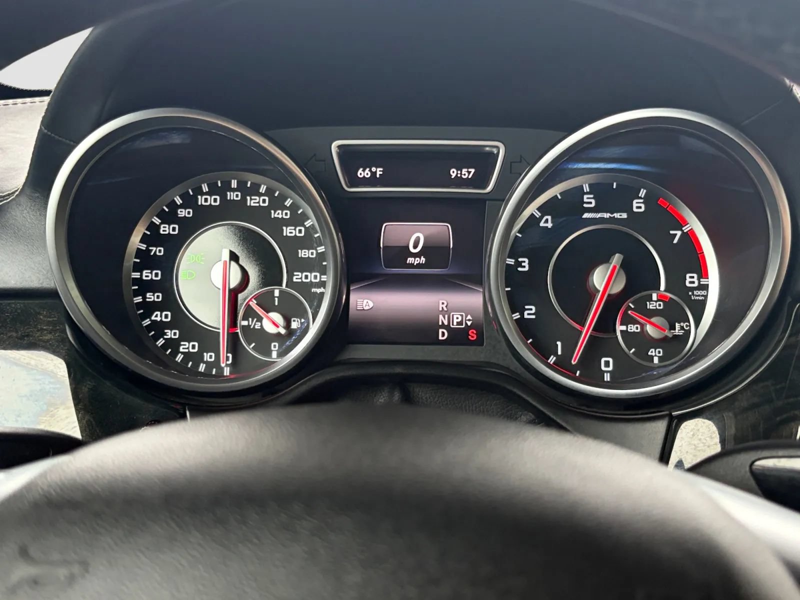Used 2014 Mercedes-Benz GL 63 AMG 4MATIC image 32