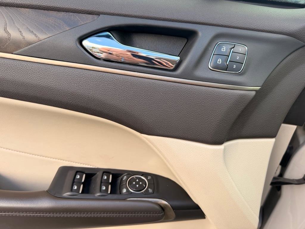 Used 2019 Lincoln MKC Reserve w/ MKC Climate Package FWD image 24