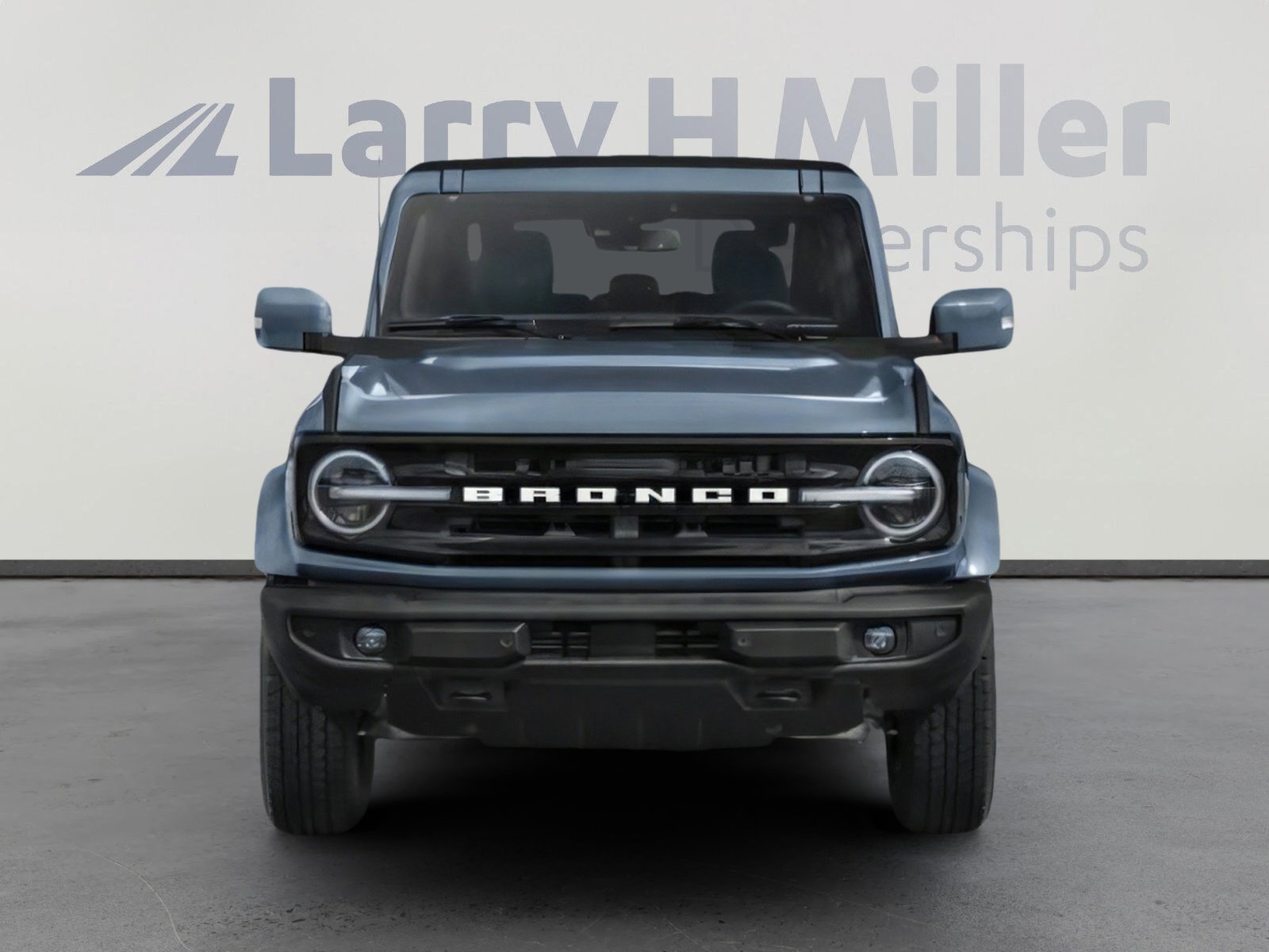 Used 2024 Ford Bronco Outer Banks w/ Sasquatch Package AWD/4WD image 4