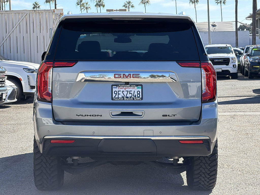 Used 2023 GMC Yukon XL SLT w/ SLT Premium Package AWD/4WD image 6