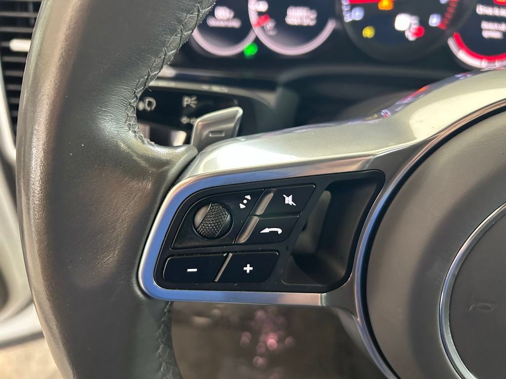 Used 2019 Porsche Cayenne AWD/4WD image 44