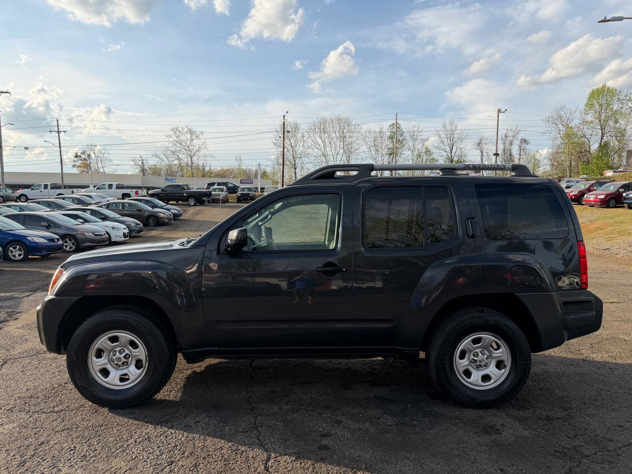 Used 2015 Nissan Xterra X RWD image 8