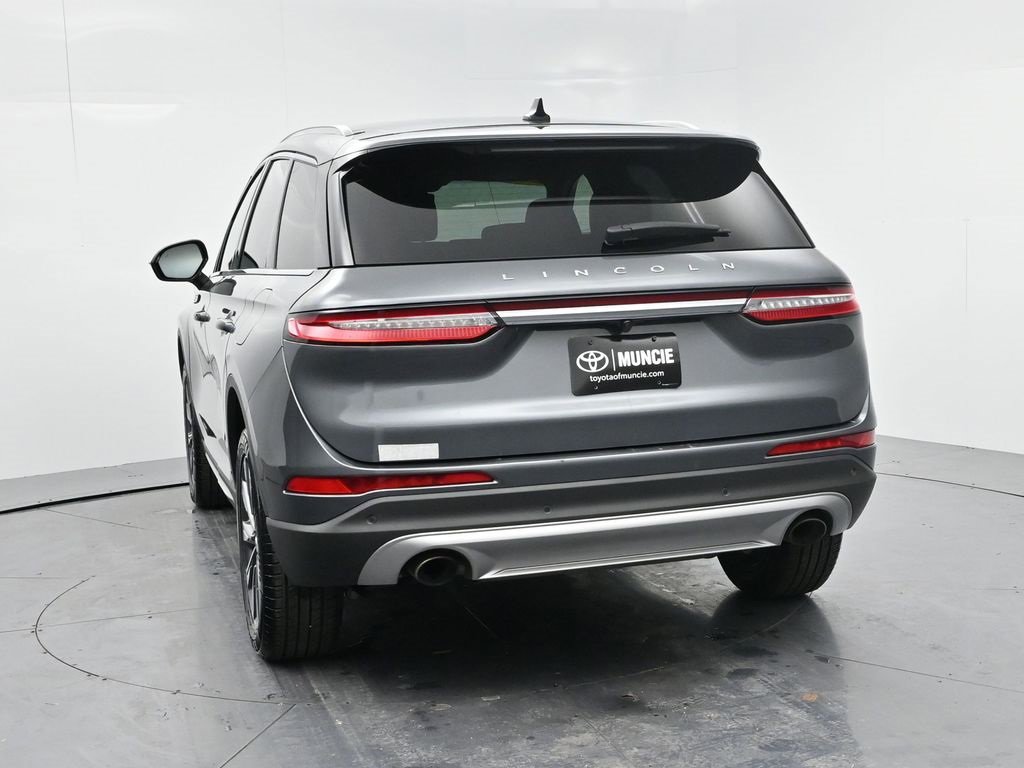 Used 2022 Lincoln Corsair Reserve image 6