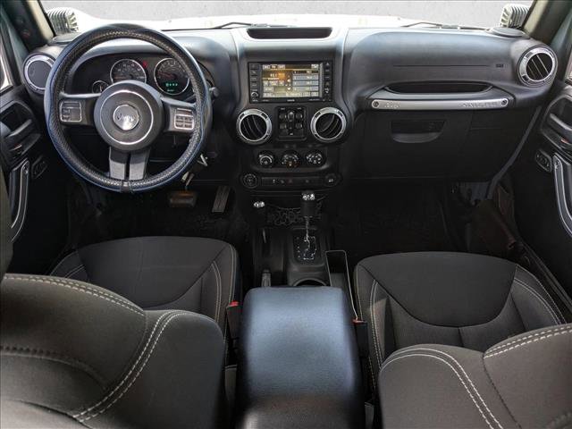 Used 2015 Jeep Wrangler Unlimited Sahara AWD/4WD image 14
