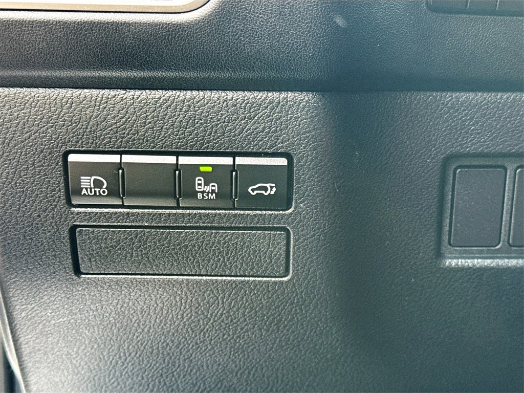 Used 2020 Lexus NX 300h AWD w/ Premium Package image 11