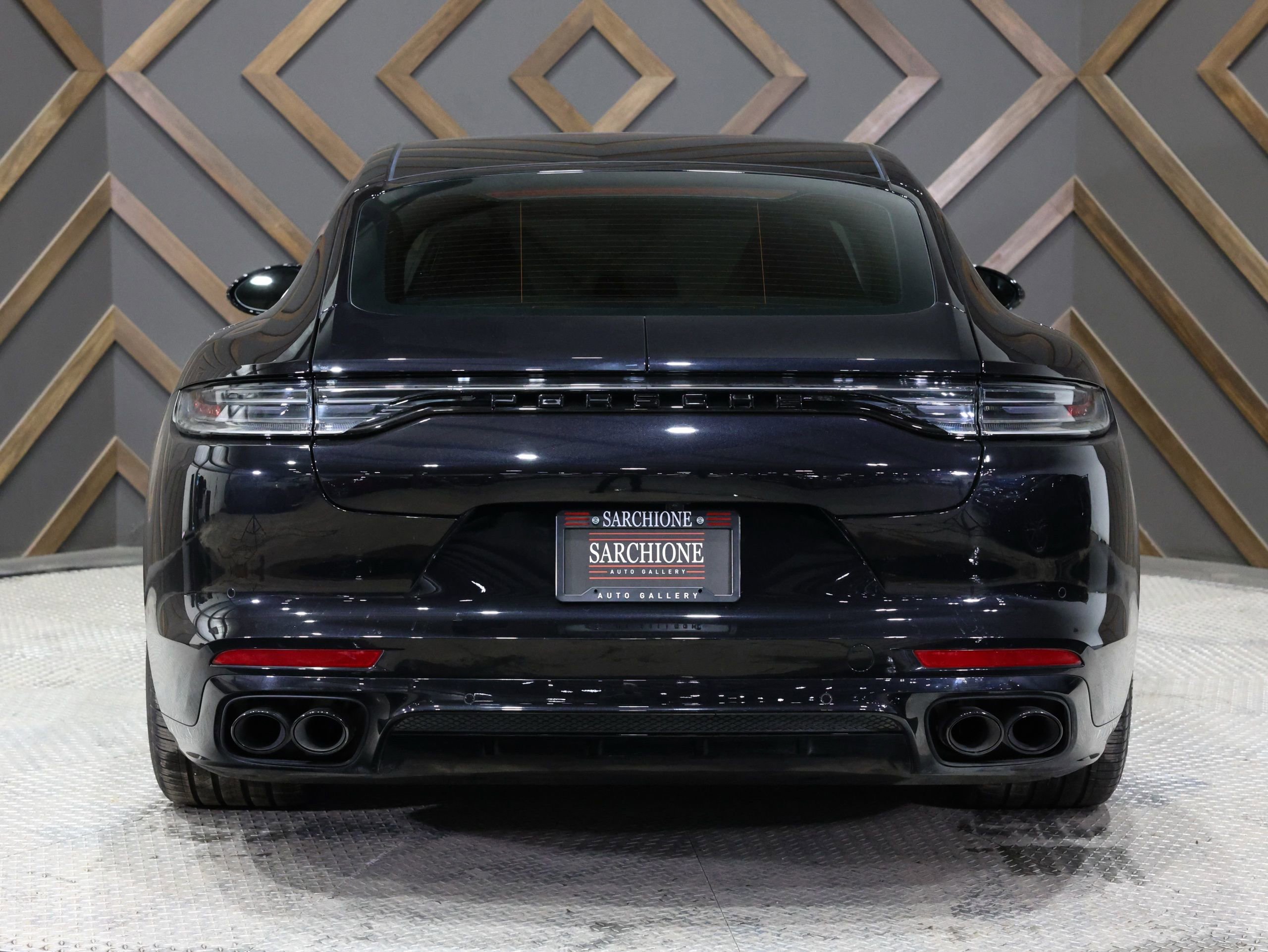Used 2023 Porsche Panamera Turbo S image 2