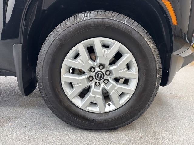 Used 2022 Nissan Frontier SV w/ Technology Package video 3