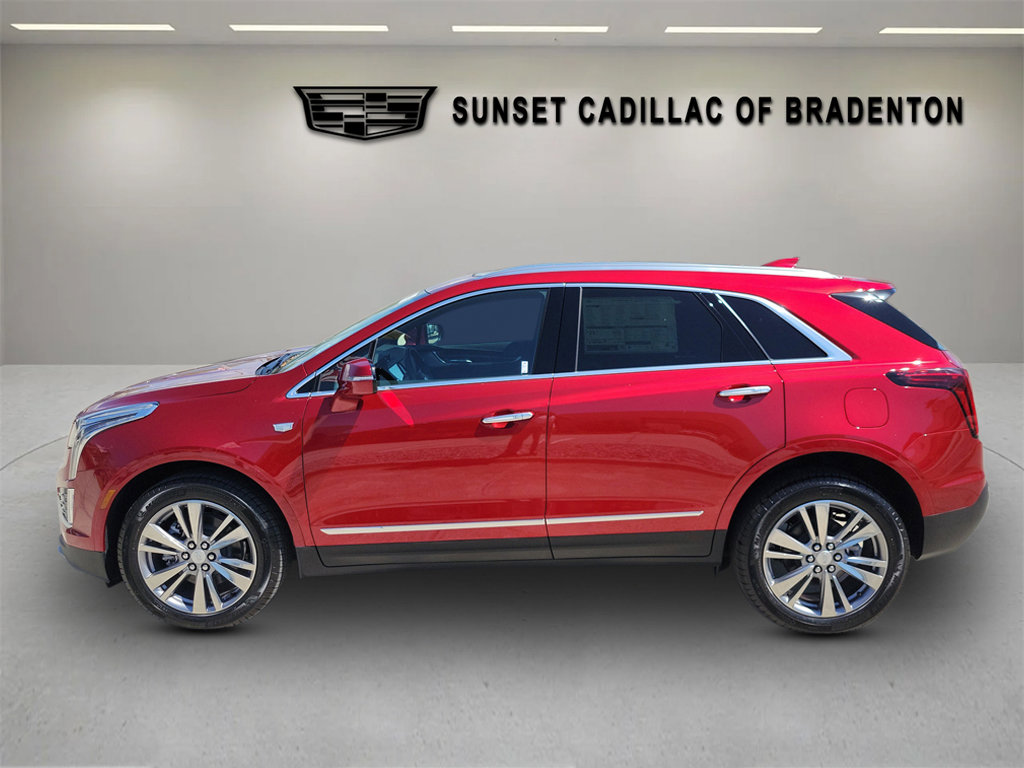 Certified 2025 Cadillac XT5 Premium Luxury w/ LPO, Floor Liner Package image 7