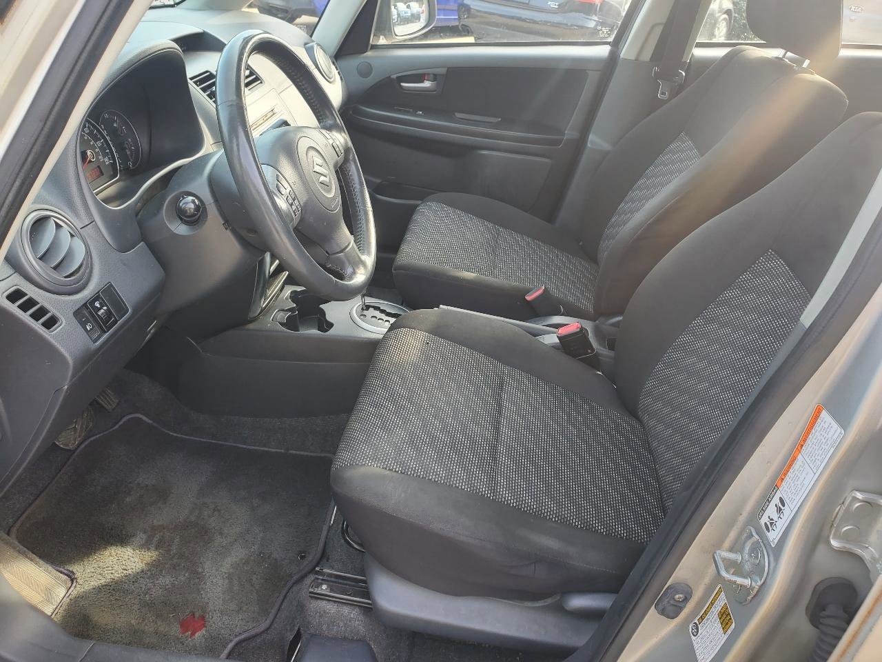 Used 2008 Suzuki SX4 AWD Hatchback w/ Touring Pkg image 14