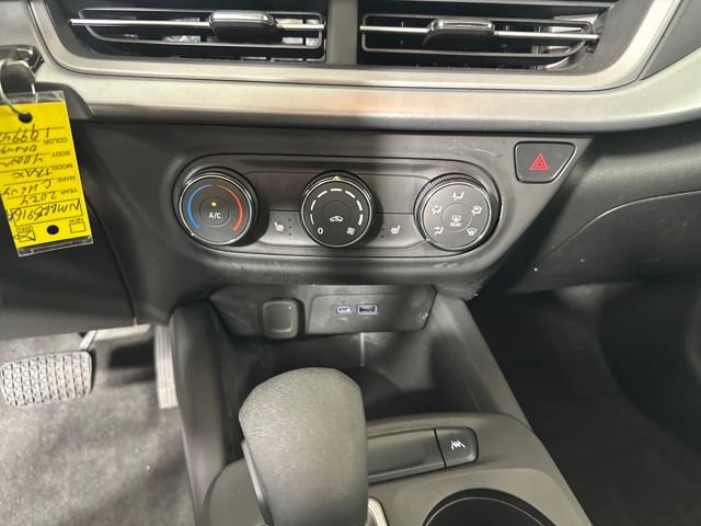 Used 2024 Chevrolet Trax RS w/ Driver Confidence Package image 23