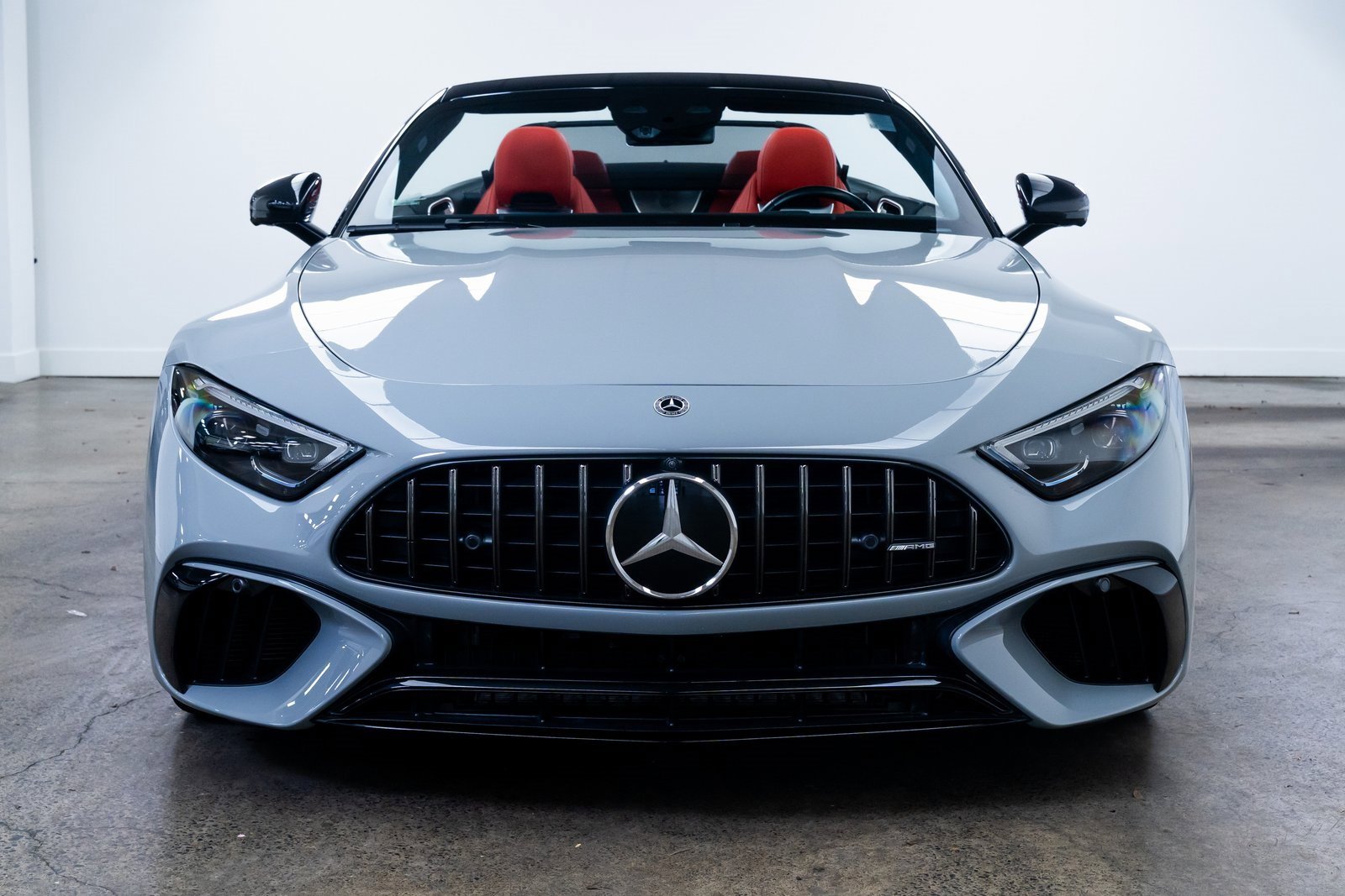 Used 2022 Mercedes-Benz SL 63 AMG 4MATIC image 2