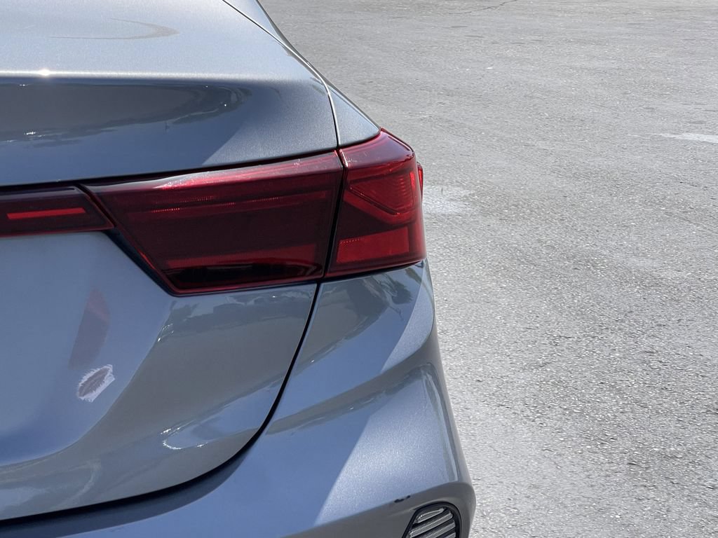 Used 2022 Kia Forte LXS FWD image 10