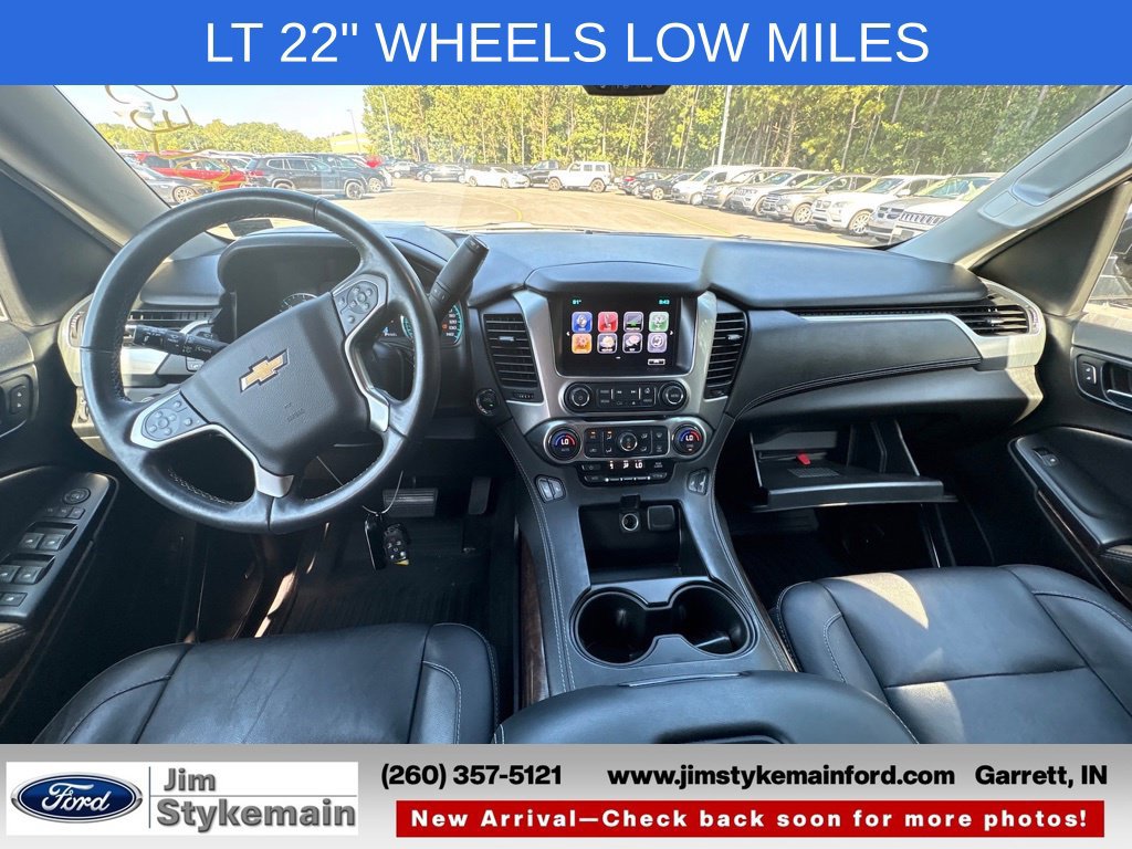 Used 2017 Chevrolet Tahoe LT w/ Luxury Package AWD/4WD image 3