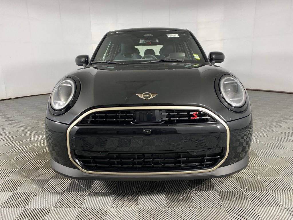 New 2026 MINI Cooper S image 2