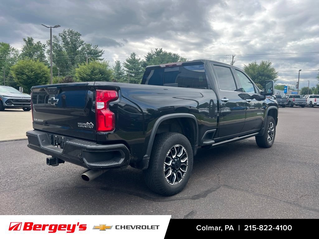 Used 2022 Chevrolet Silverado 2500 High Country w/ Z71 Off-Road Package AWD/4WD image 9