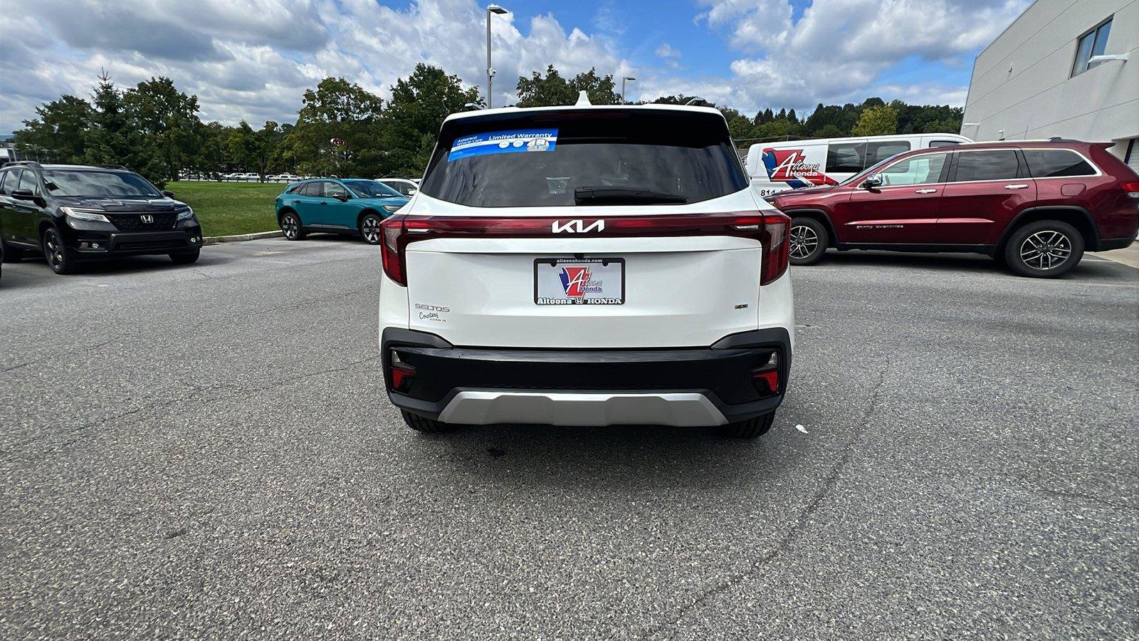 Used 2024 Kia Seltos SX AWD/4WD image 5