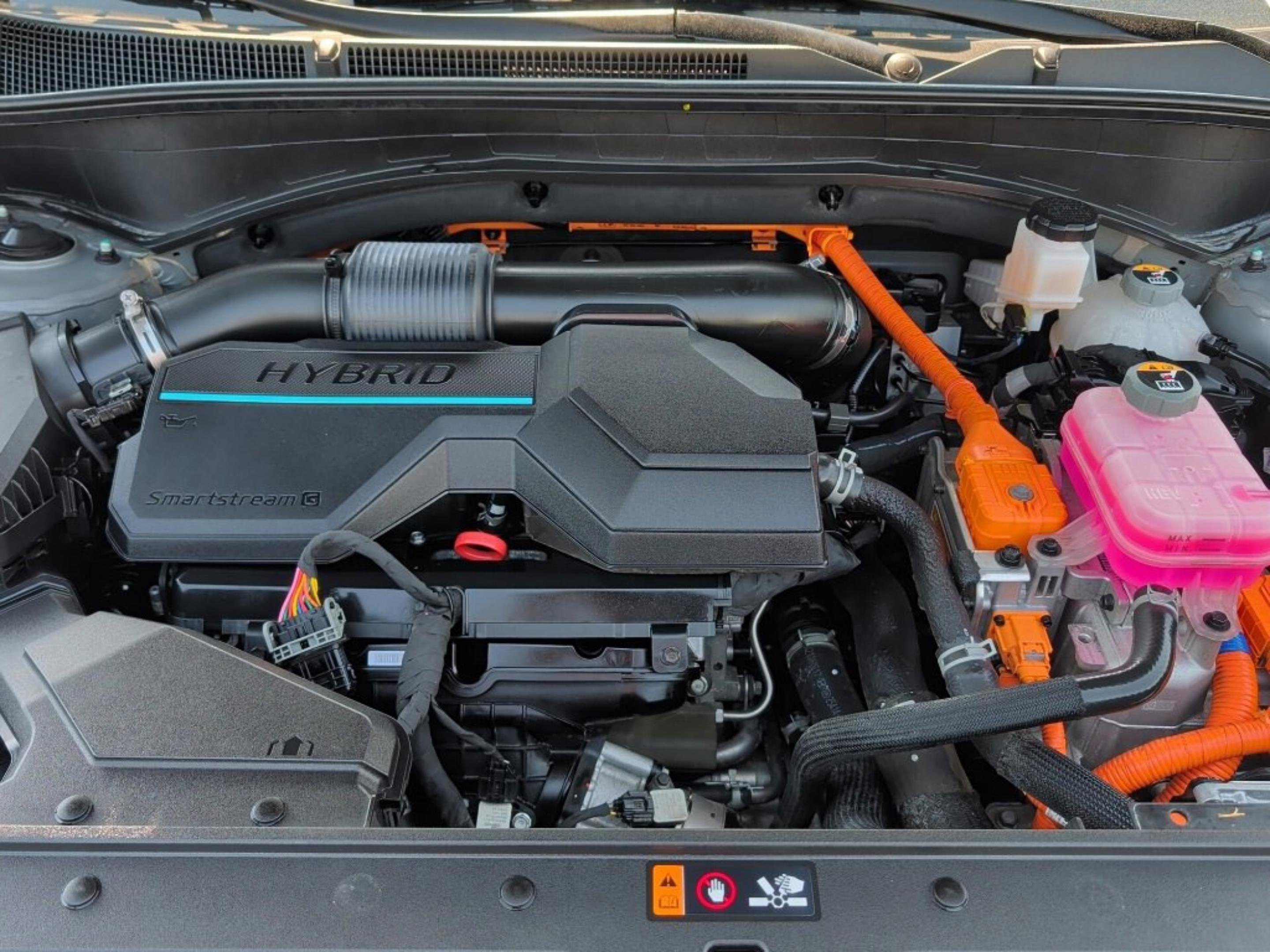 Used 2023 Hyundai Santa Fe Limited image 15