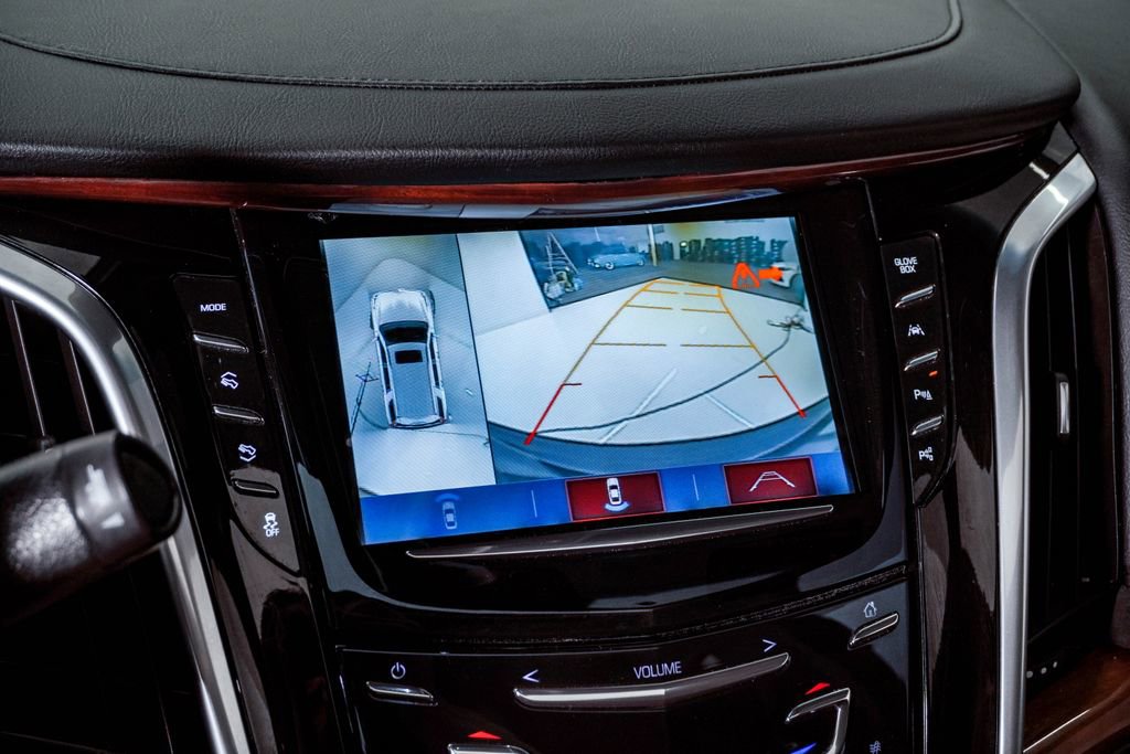 Used 2019 Cadillac Escalade Luxury AWD/4WD image 23