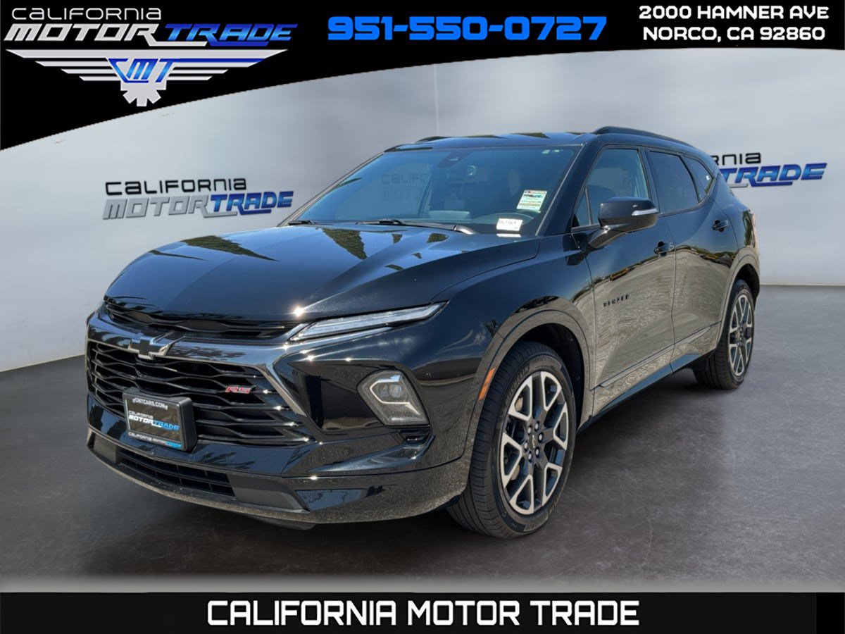 Used 2025 Chevrolet Blazer RS AWD/4WD image 1