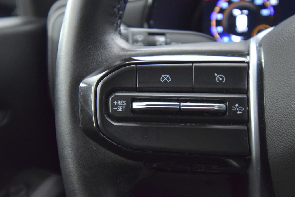 Used 2024 Chevrolet Colorado LT w/ LT Convenience Package RWD image 35