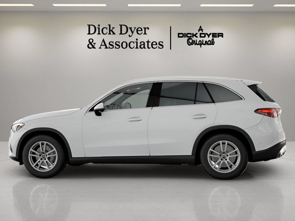 Used 2026 Mercedes-Benz GLC 300 image 23