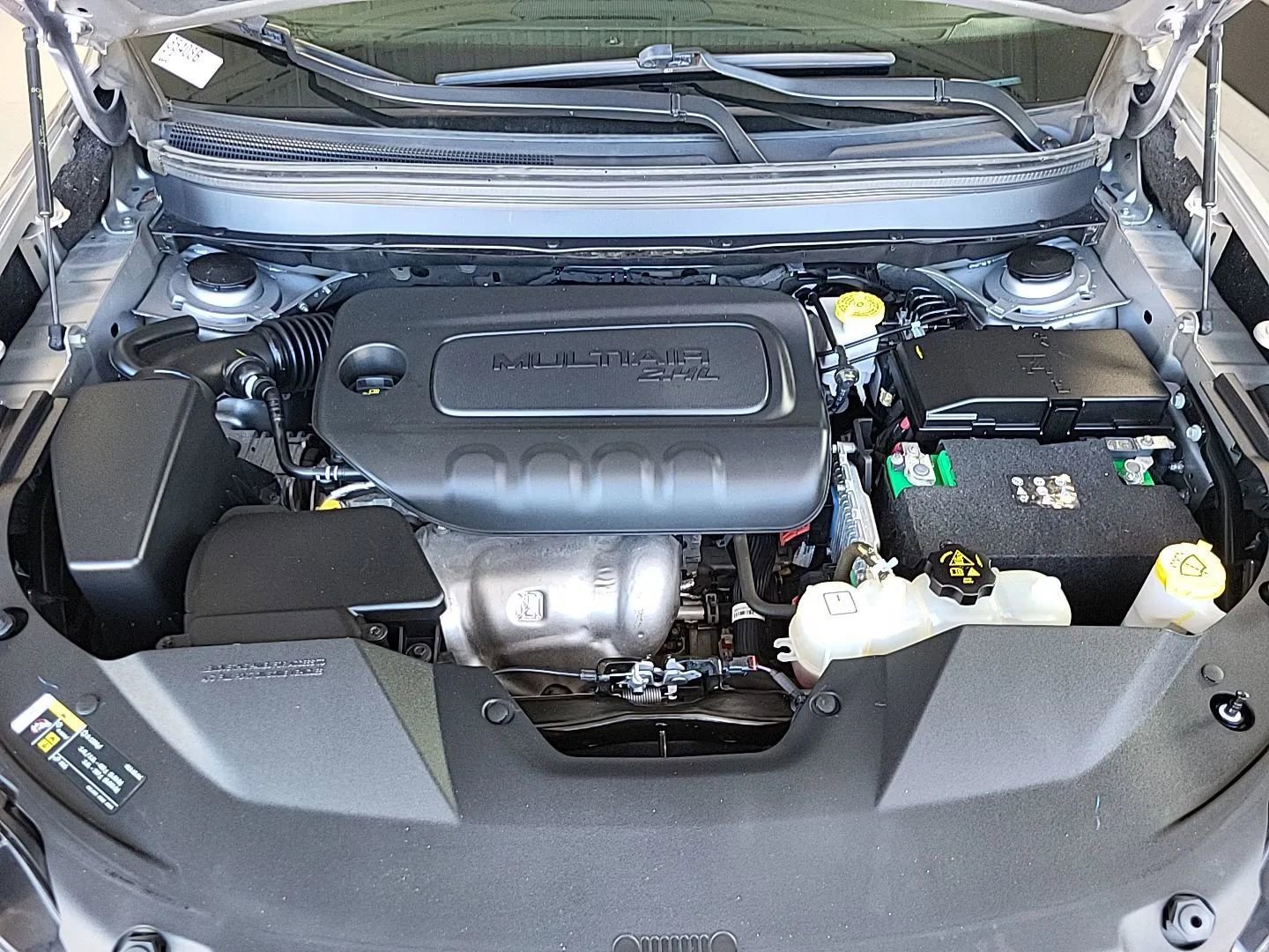 Used 2020 Jeep Cherokee Limited image 15