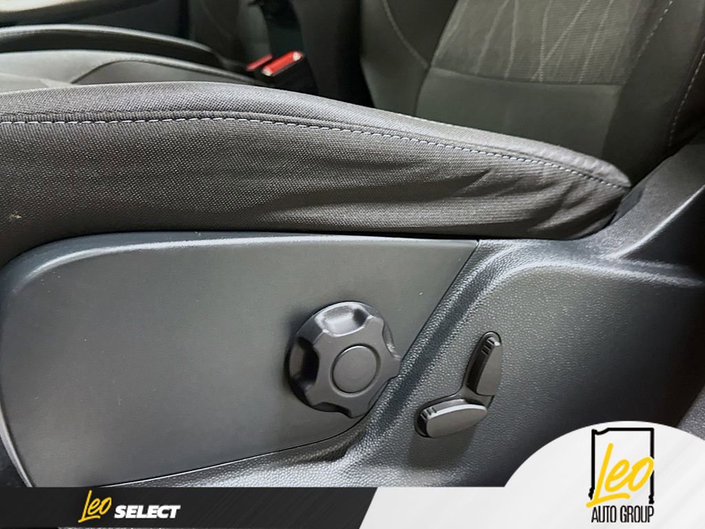 Used 2020 Ford EcoSport SE w/ SE Convenience Package image 19