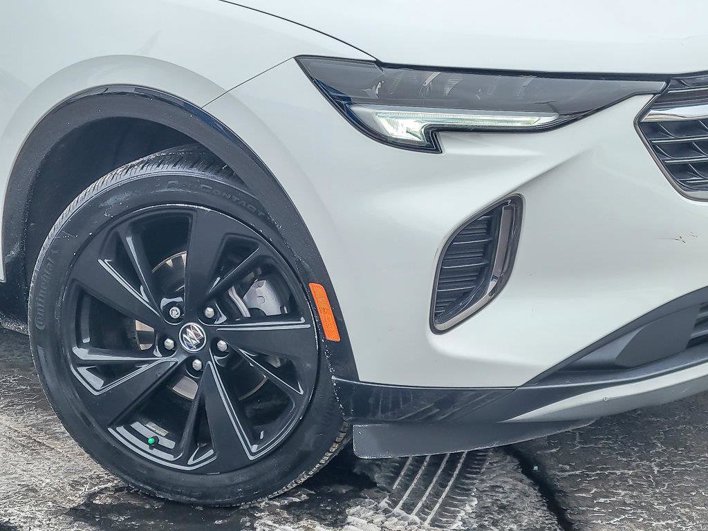 Certified 2022 Buick Envision Essence w/ Sport Touring Package image 4