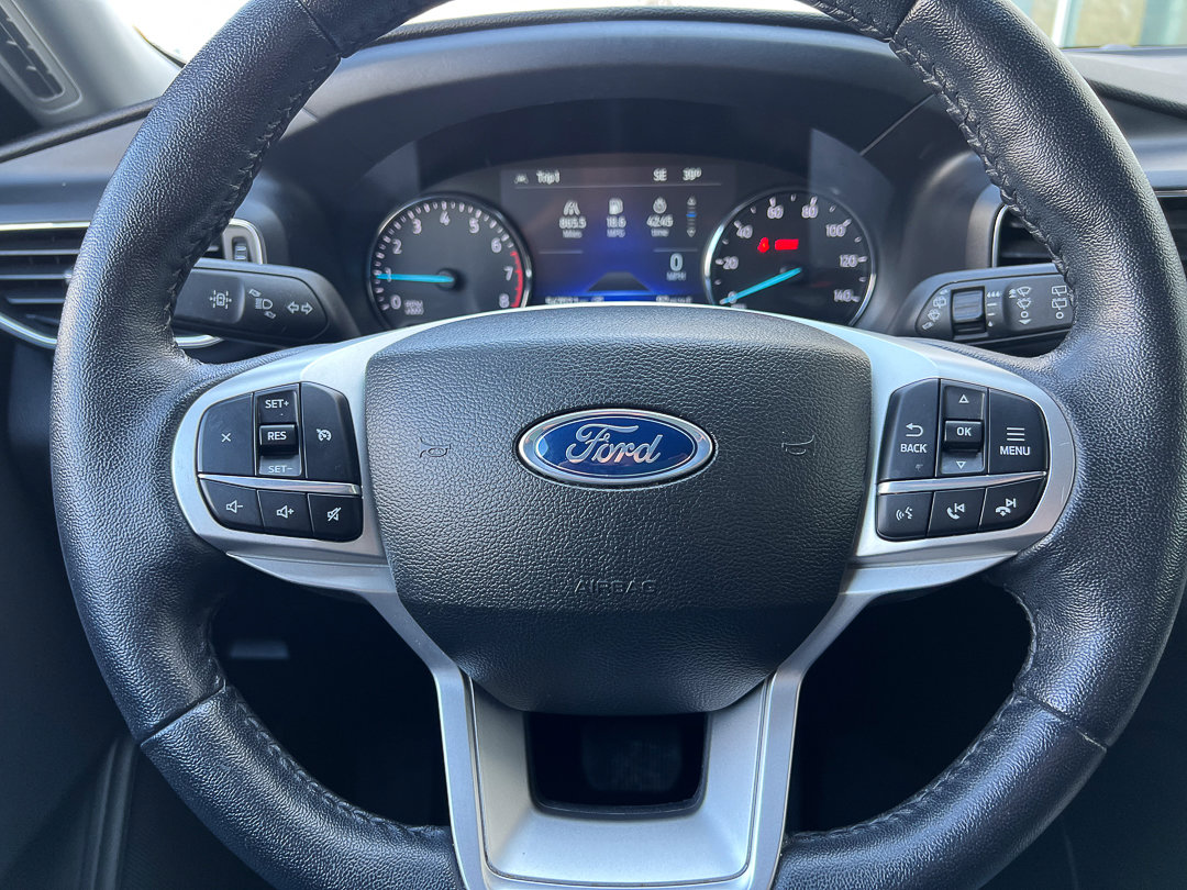 Used 2023 Ford Explorer XLT w/ Equipment Group 202A image 21