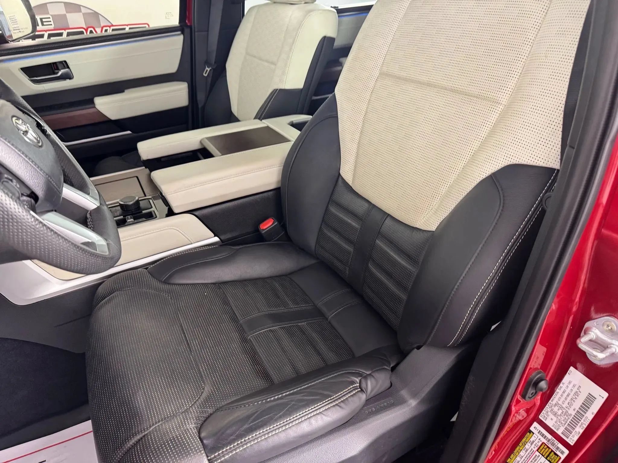Used 2023 Toyota Sequoia Capstone AWD/4WD image 35