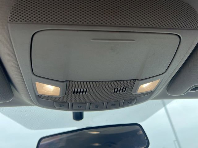 Used 2017 Ford Fusion SE image 23