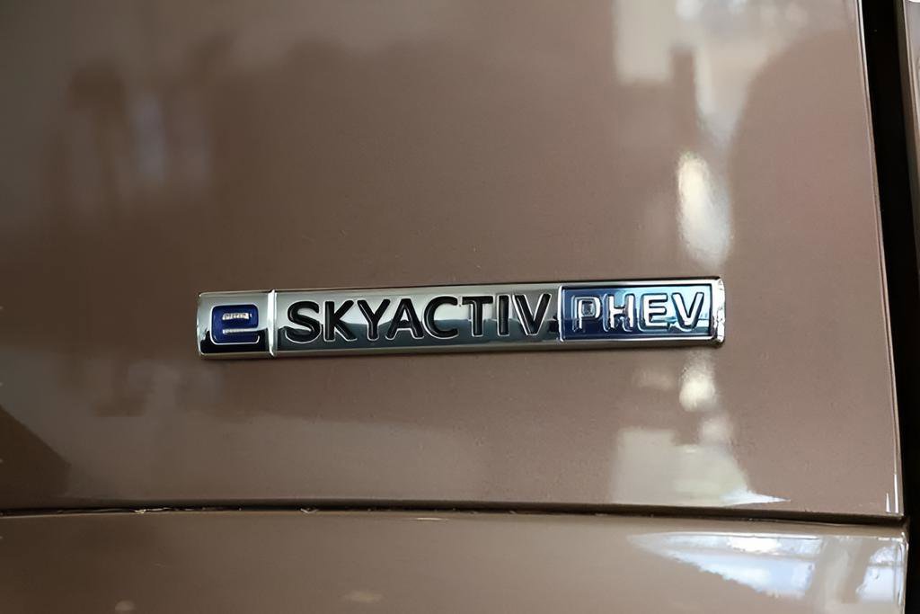 New 2025 MAZDA CX-70 Plug-In Hybrid w/ Premium Pkg AWD/4WD image 10