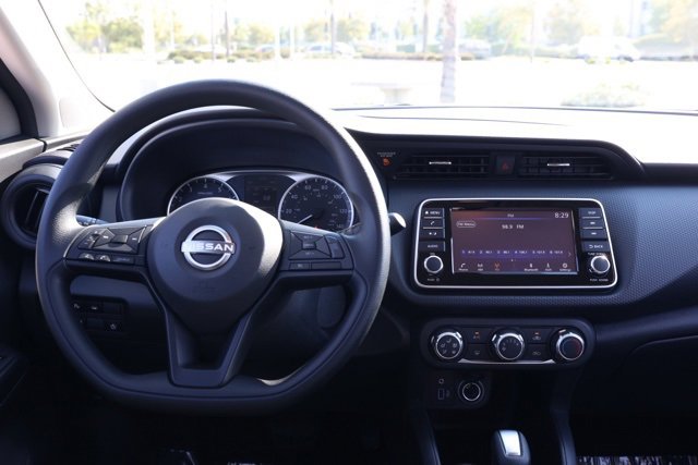New 2025 Nissan Kicks Play S image 22