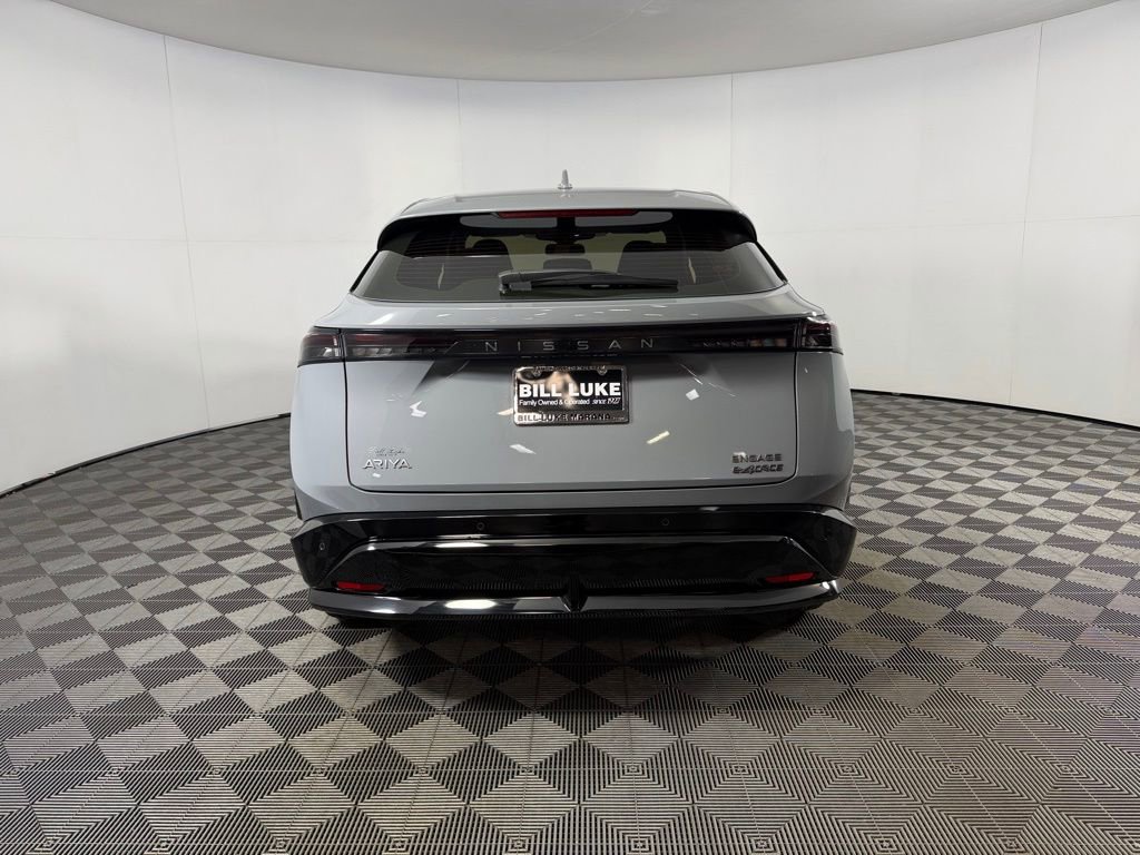 Used 2024 Nissan Ariya AWD image 8